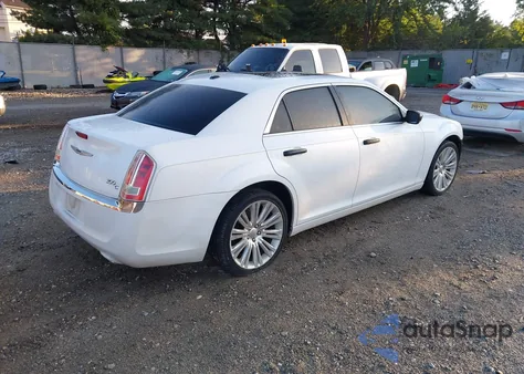 2013 Chrysler 300C из США, поврежденный, VIN 2C3CCAEG4DH709908
